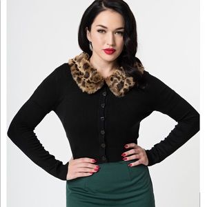 Collectif Vintage Fur Neck Sweater 🐆